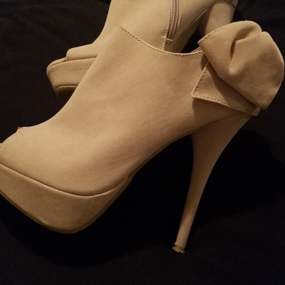 😍BEAUTIFUL BOOTIES 🤩 - Picture 4 of 4